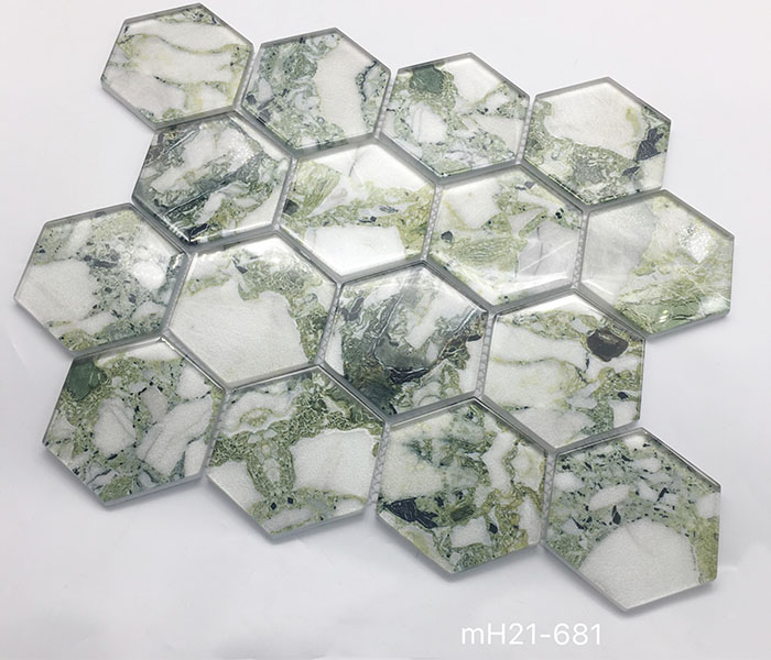 Guter Verkauf Glänzende Dekoration Backsplash Hexagon Form Badezimmerfliesen Glasmosaik